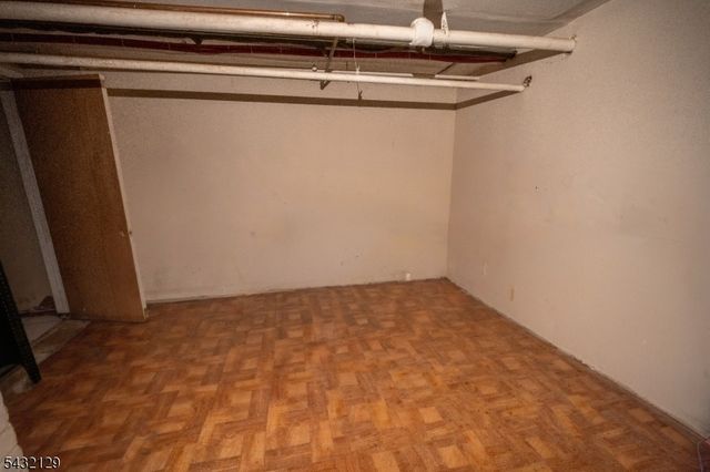 352 N 7Th St, Newark City, NJ 07107