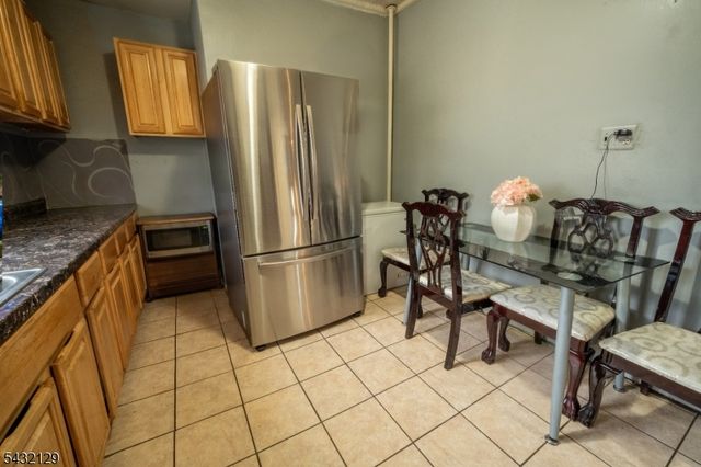 352 N 7Th St, Newark City, NJ 07107