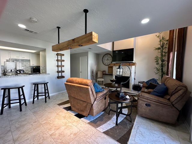 38 Regency Point, Conroe, TX 77356