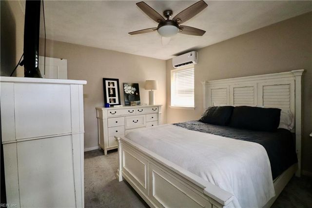 4133 Duncannon LN, Virginia Beach, VA 23452
