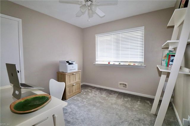 4133 Duncannon LN, Virginia Beach, VA 23452