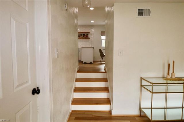 4133 Duncannon LN, Virginia Beach, VA 23452