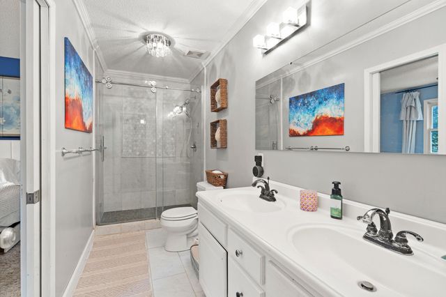 5700 W WILHITE RD, Columbia, MO 65202