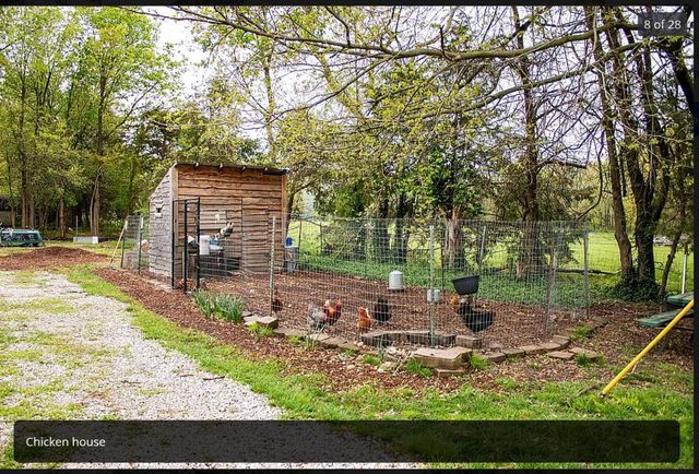 5700 W WILHITE RD, Columbia, MO 65202