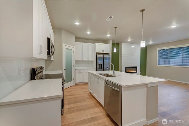 18226 37th Avenue E, Tacoma, WA 98446
