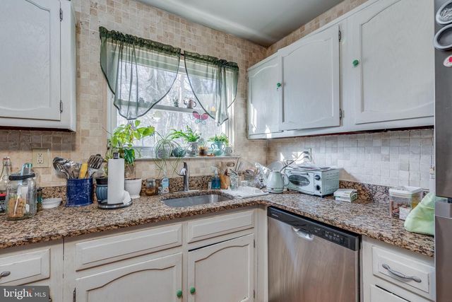 46 LUPUS LN, Sewell, NJ 08080