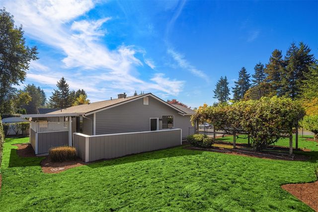 20004 142nd Avenue SE, Kent, WA 98042
