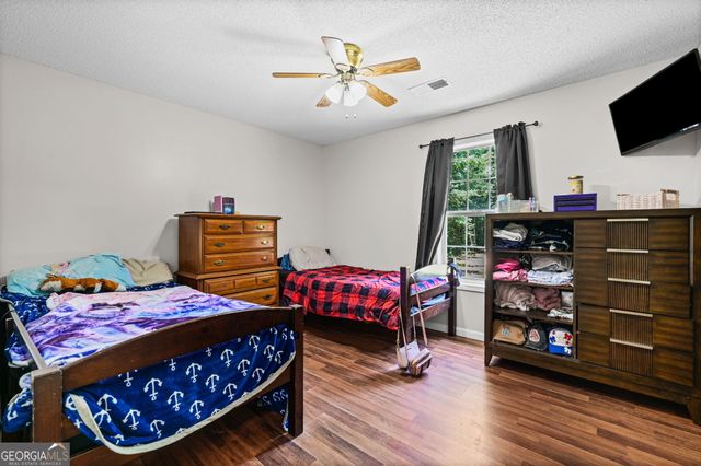 109 Pinedale Circle, Griffin, GA 30224