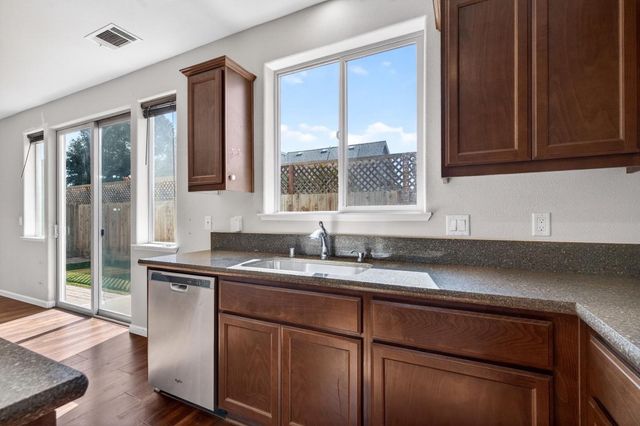 301 Slate Avenue, Hollister, CA 95023