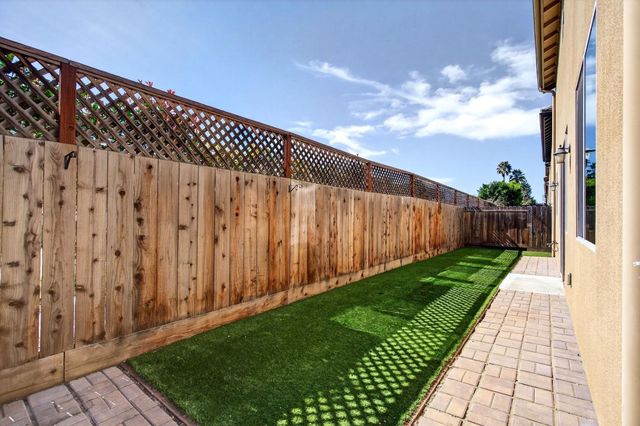 301 Slate Avenue, Hollister, CA 95023