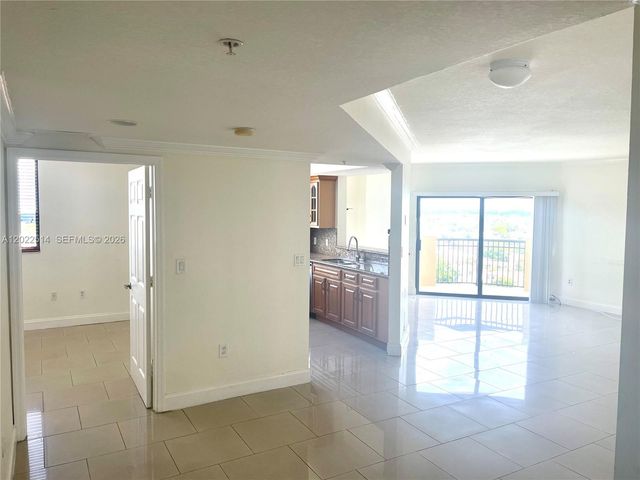 4242 NW 2nd St 1002, Miami, FL 33126