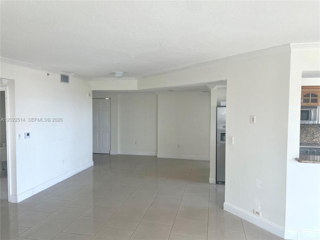 4242 NW 2nd St 1002, Miami, FL 33126