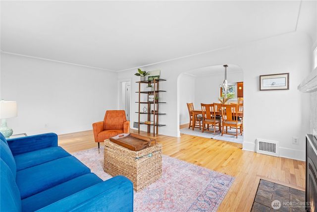 3305 N 8th Street, Tacoma, WA 98406