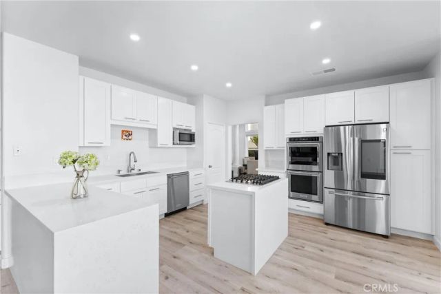 27088 Ironwood Drive 1, Laguna Hills, CA 92653