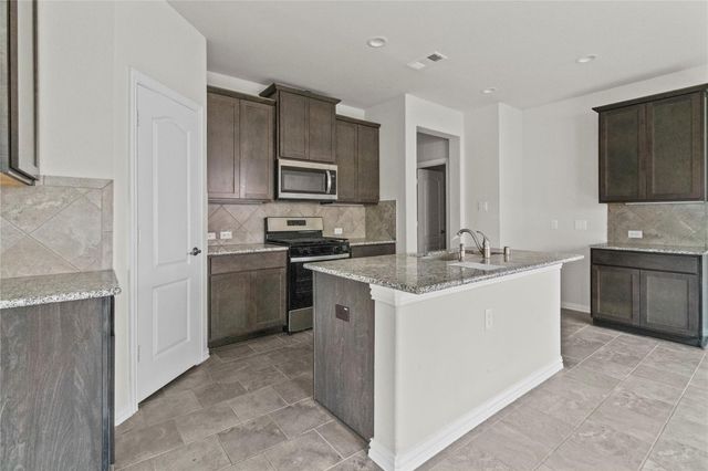 13201 Leisure Cove Drive, Texas City, TX 77568