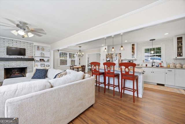 3015 Clairmont Avenue, Macon, GA 31204