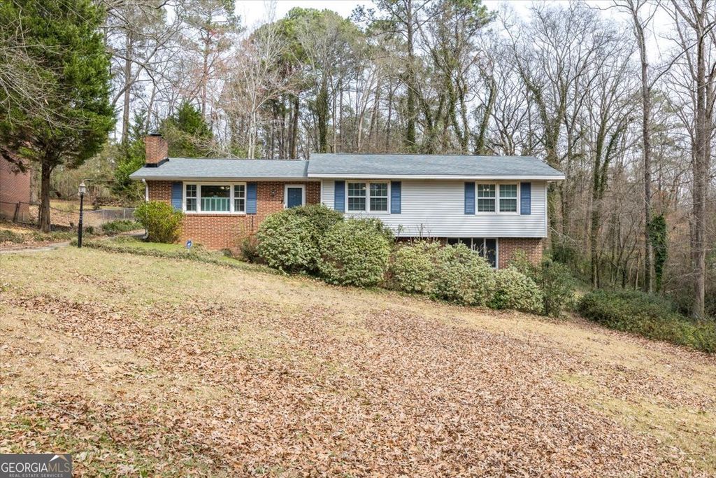 3015 Clairmont Avenue, Macon, GA 31204