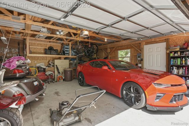 356 Avanti Lane, Highland Charter Township, MI 48357