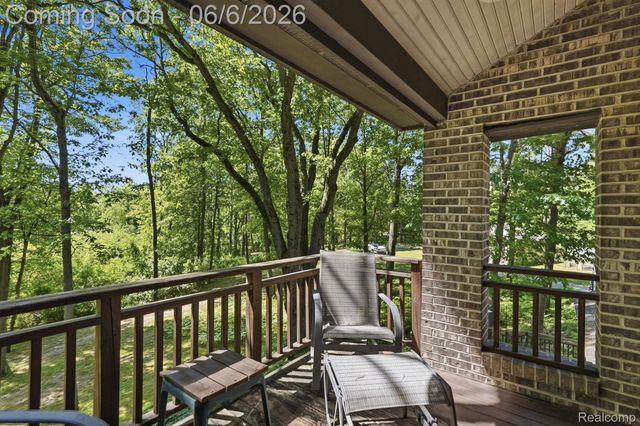 356 Avanti Lane, Highland Charter Township, MI 48357