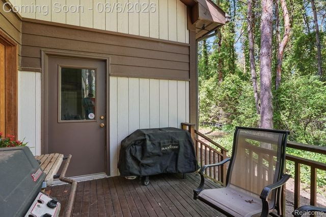 356 Avanti Lane, Highland Charter Township, MI 48357