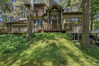 356 Avanti Lane, Highland Charter Township, MI 48357