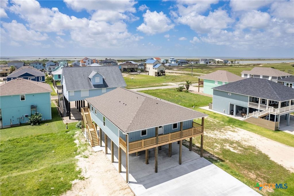 74 Whooping Crane Street, Port O'connor, TX 77982