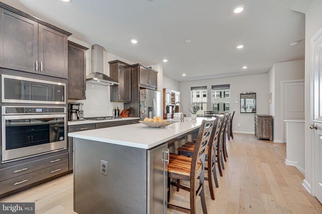 9536 BARNES LOOP, Manassas, VA 20110