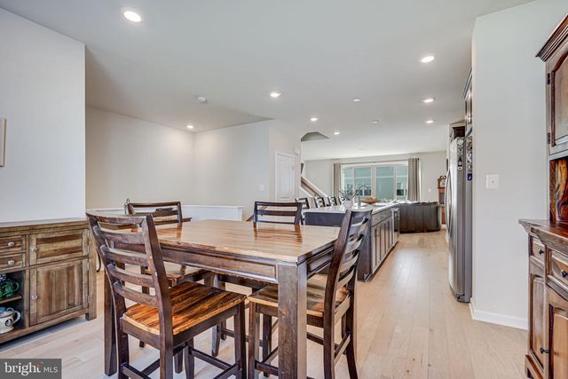 9536 BARNES LOOP, Manassas, VA 20110