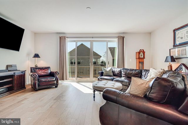 9536 BARNES LOOP, Manassas, VA 20110