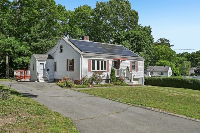 79 Russ St, Randolph, MA 02368
