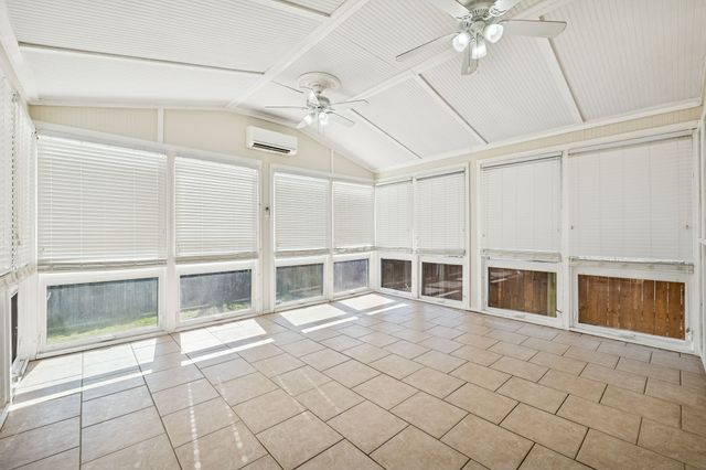 5708 Briarwick Ct, Hermitage, TN 37076