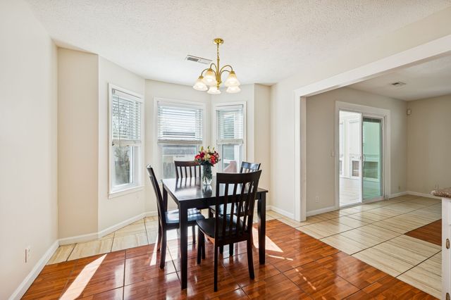 5708 Briarwick Ct, Hermitage, TN 37076