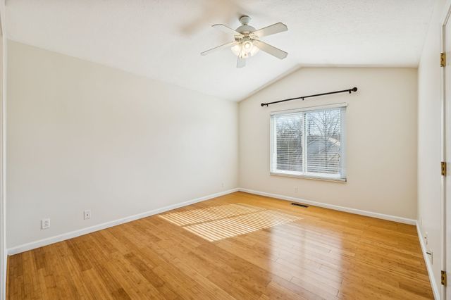 5708 Briarwick Ct, Hermitage, TN 37076