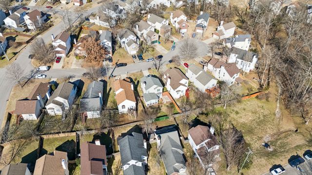 5708 Briarwick Ct, Hermitage, TN 37076