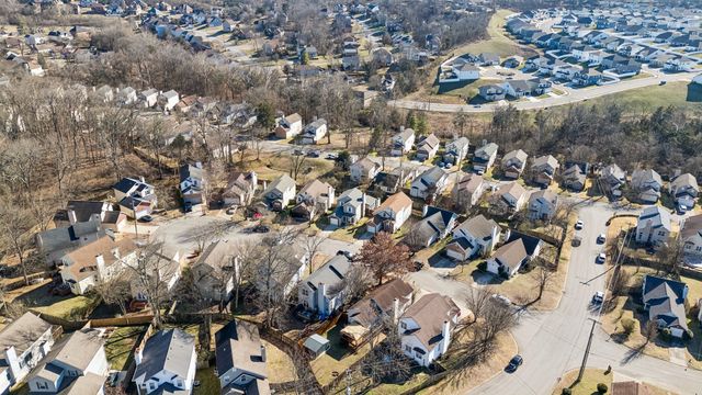 5708 Briarwick Ct, Hermitage, TN 37076