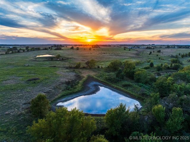 2 Ash Road, Morris, OK 74445