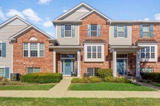 3303 Redbud Drive, Lindenhurst, IL 60046