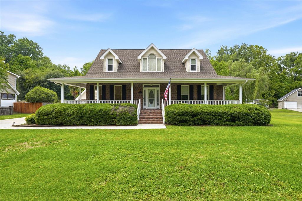 Image 1 of property listing at 1539 Cedar Avenue, Moncks Corner, SC 29461