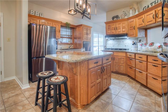 17406 County Road 4821, Normangee, TX 77871