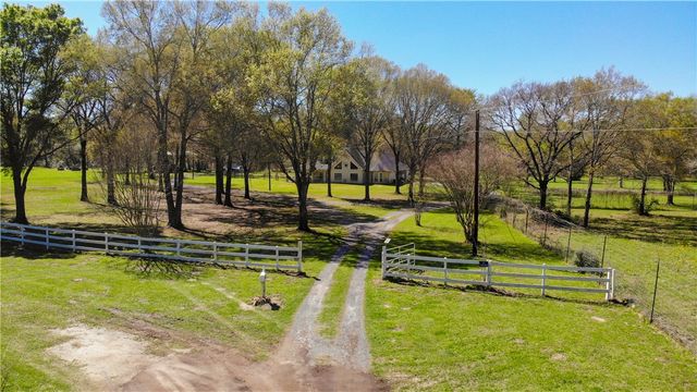 17406 County Road 4821, Normangee, TX 77871