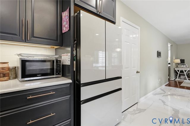10019 Crystal Lake Ave, Henrico, VA 23059