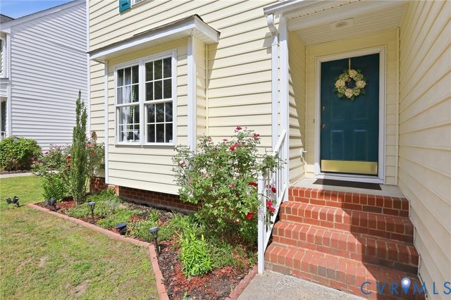 10019 Crystal Lake Ave, Henrico, VA 23059