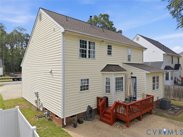 10019 Crystal Lake Ave, Henrico, VA 23059