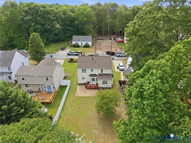 10019 Crystal Lake Ave, Henrico, VA 23059
