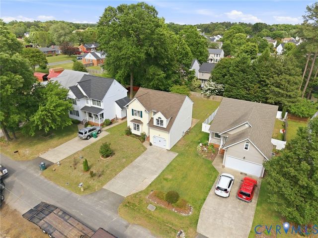 10019 Crystal Lake Ave, Henrico, VA 23059