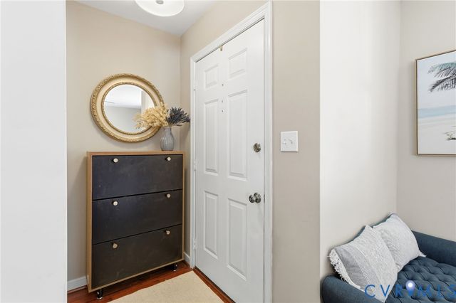 10019 Crystal Lake Ave, Henrico, VA 23059