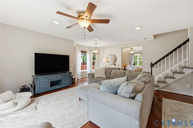 10019 Crystal Lake Ave, Henrico, VA 23059
