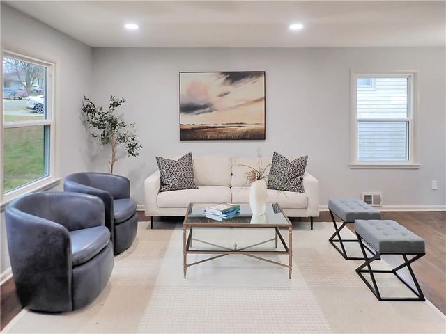 11204 Cleveland Avenue, Kansas City, MO 64137