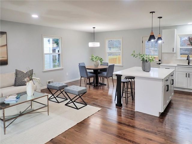 11204 Cleveland Avenue, Kansas City, MO 64137