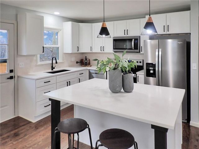 11204 Cleveland Avenue, Kansas City, MO 64137